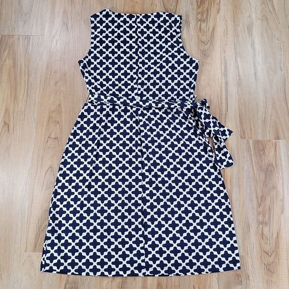 🔹️JM Collection Blue & White Print Faux Wrap Sleeveless Belted Dress Size 14 - Picture 2 of 9